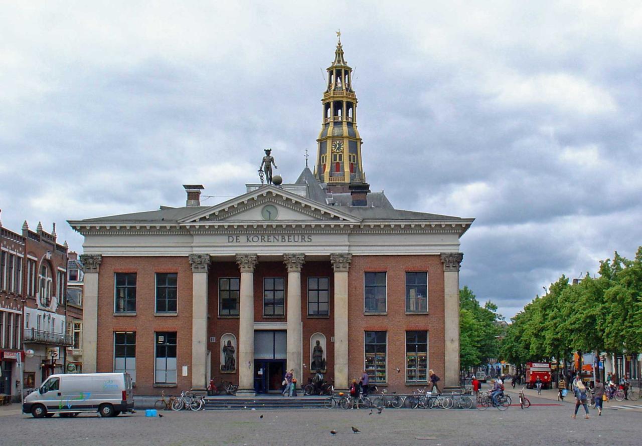 Red building with a colonnade