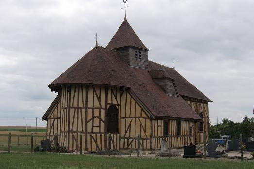 Saint-Léger-sous-Margerie church