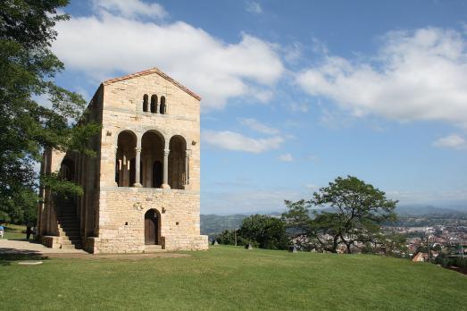 Santa María del Naranco