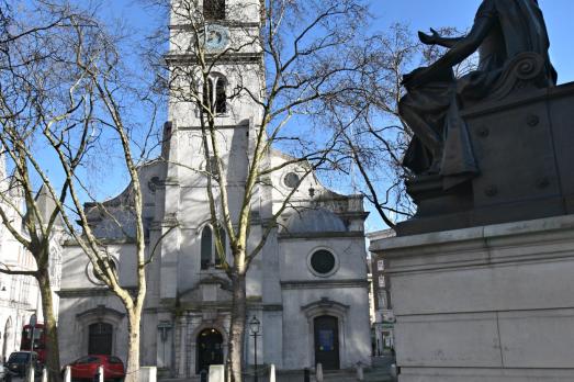 St Clement Danes