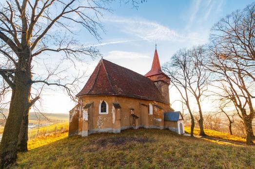 Hetiur Fortified Church