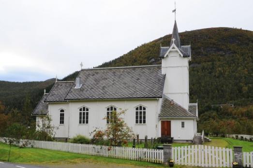 Snillfjord Church