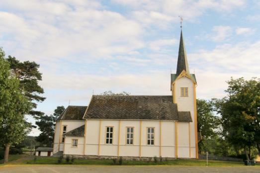 Ekne Church 