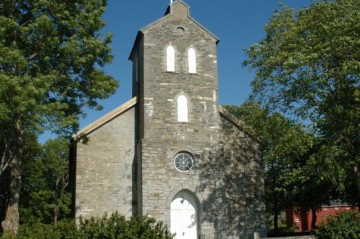 Tjøtta Church