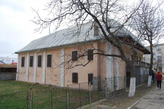 Great Synagogue in Hârlău