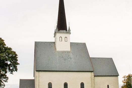 Stange Church