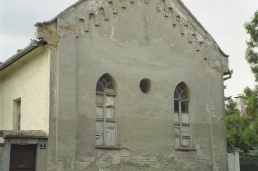 Synagogue in Apatin