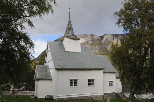 Øye Church