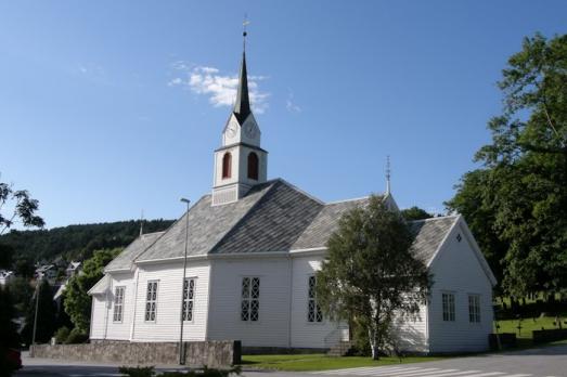 Ulstein kyrkje