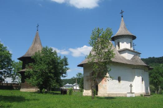 Patrauti Church