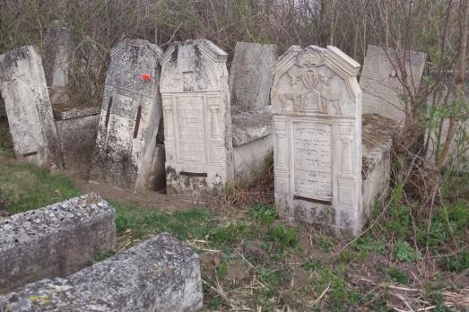 Bricheny Jewish Cemetery