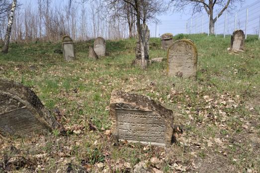 Irlyava Jewish Cemetery