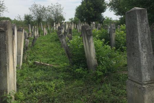 Velykyy Kuchuriv Jewish Cemetery