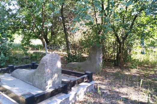 Illintsi New Jewish Cemetery