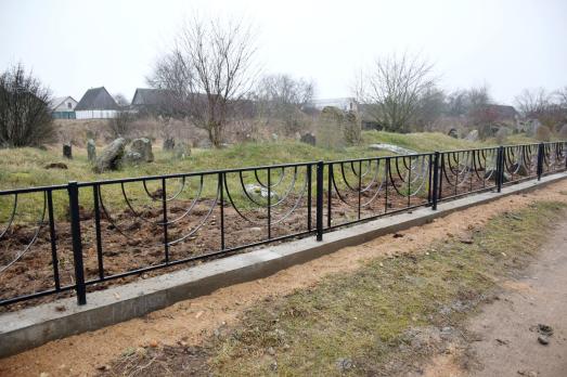 Ivyanets New Jewish Cemetery