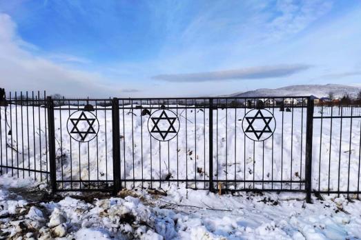 Osiy Jewish Cemetery