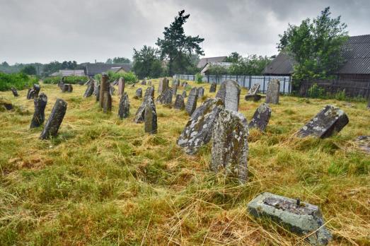 Pastavy Jewish Cemetery