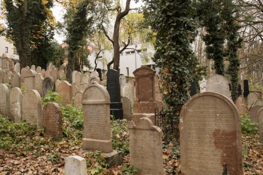 Praha-Smichov Jewish Cemetery