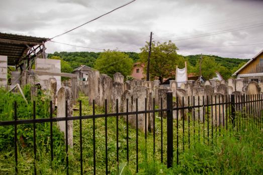 Vyzhnytsia New Jewish Cemetery