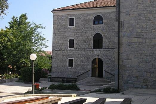 Archaeological Museum in Humac