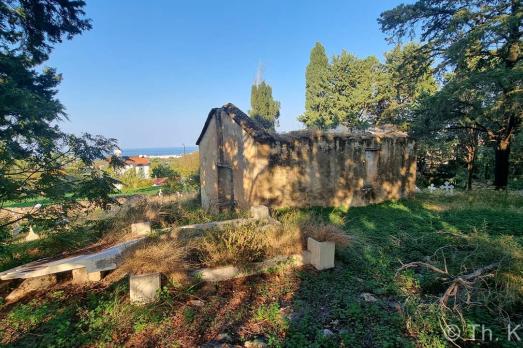 Agia Stephanie Cemetery Chapel, Agios Epiktitos