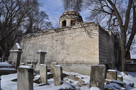  Jewish Cemetery and ruins of the Funeral Synagogue, Chisinau