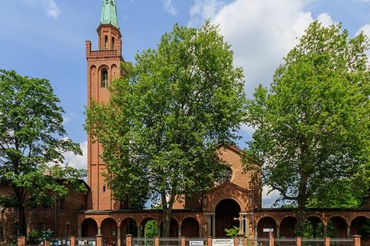 Ibn Ruschd-Goethe mosque