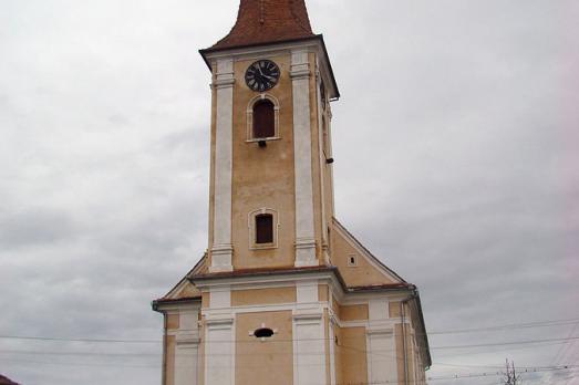 Petreşti Fortified Church