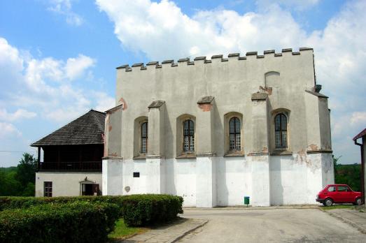 Szydłów Synagogue
