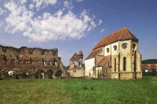 Cârţa Fortified Church