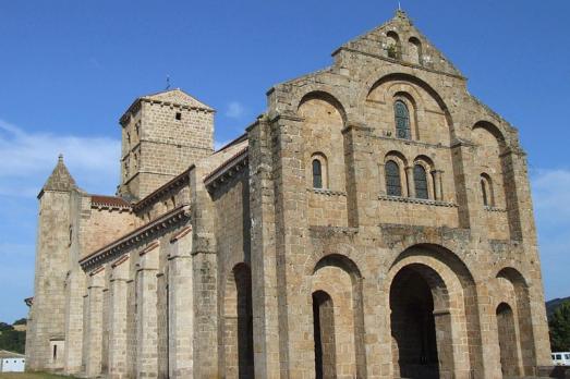 Church of Notre-Dame, Châtel-Montagne