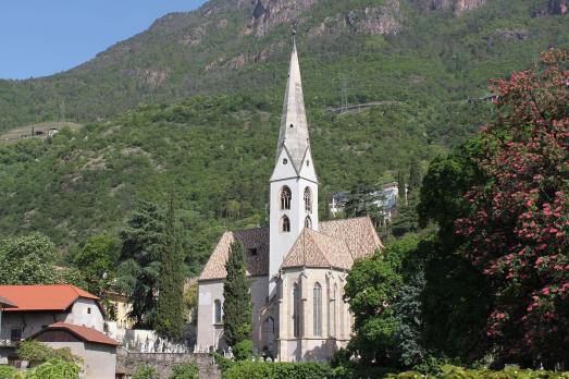 Former Parish Church of Gries