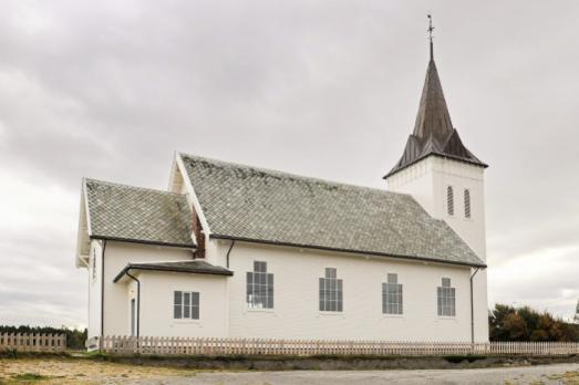 Kvenvær Church