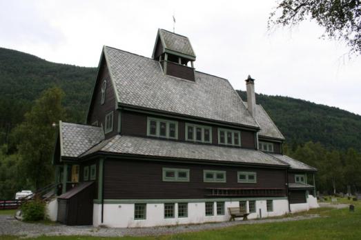 Raundalen Church