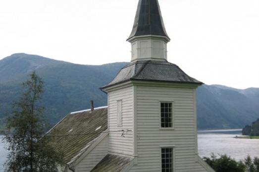 Brekke Church