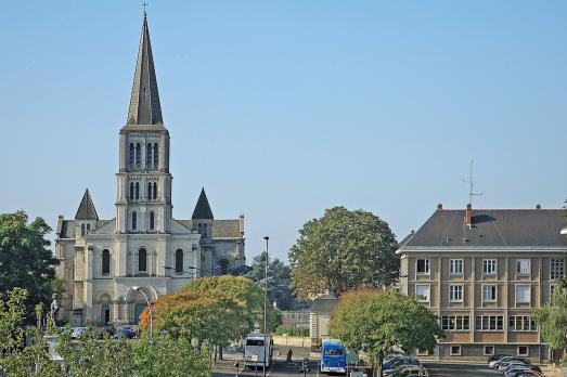 Saint-Laud Collegiate Church