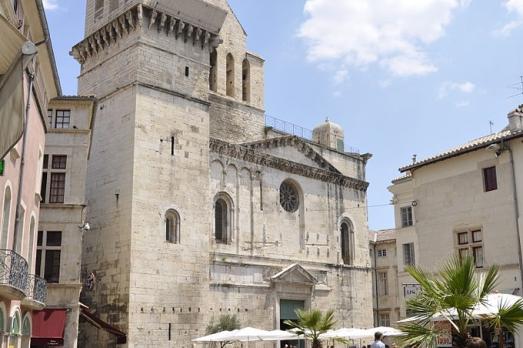 Cathédrale de Nîmes