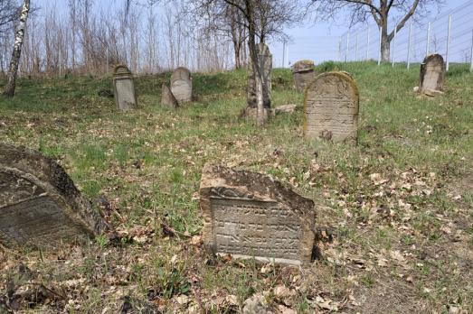 Irlyava Jewish Cemetery