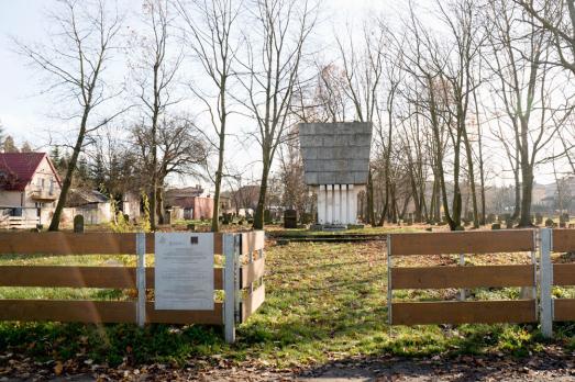 Minsk Mazowiecki New Jewish Cemetery