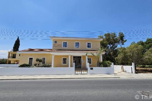 Jehovah's Witnesses Kingdom Hall