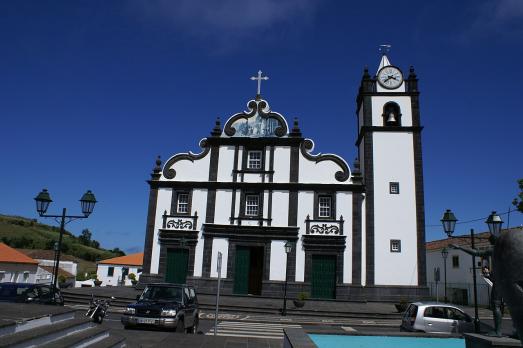 Church of Nossa Senhora da Apresentação (Capelas)